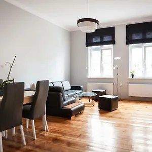 czar-garbar.poznan-hotels.com/