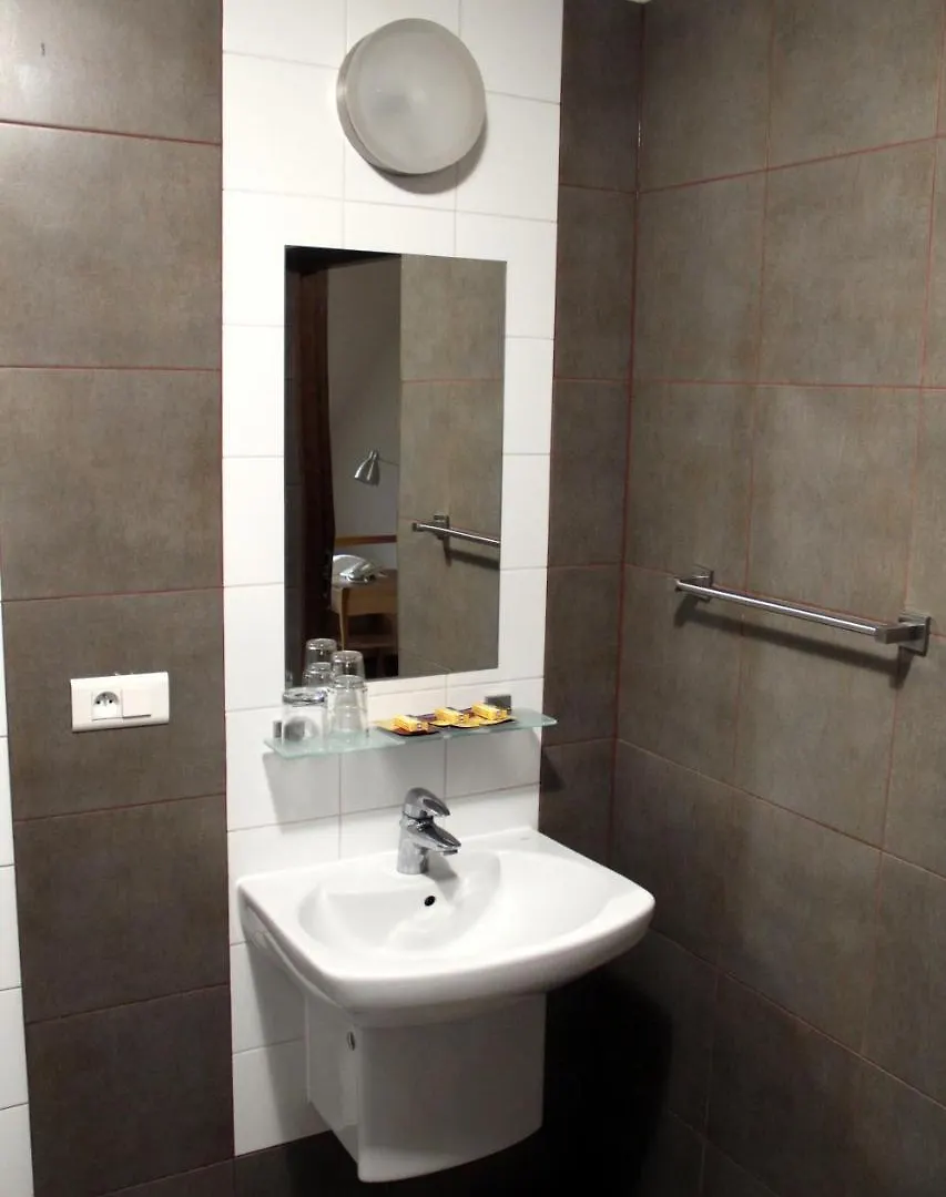 Motel Dom Gosci Opactwa Benedyktynow Tyniec