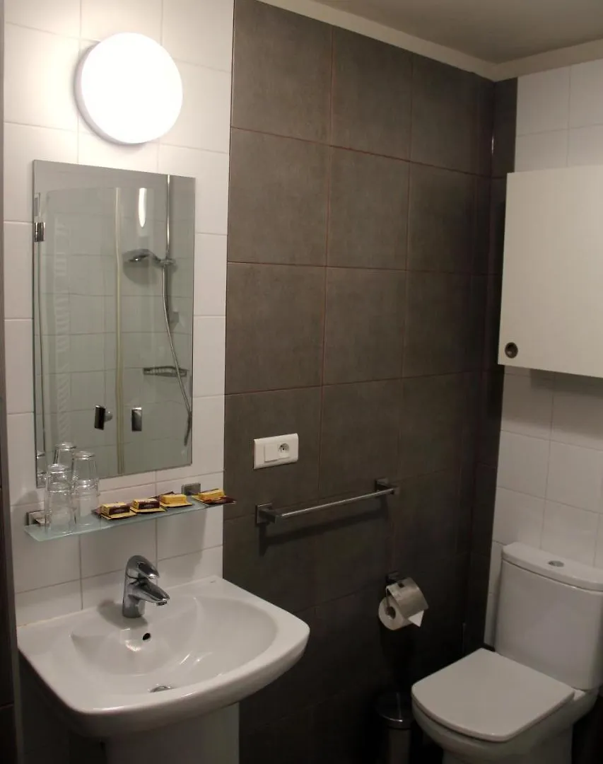 Motel Dom Gosci Opactwa Benedyktynow Tyniec Polen